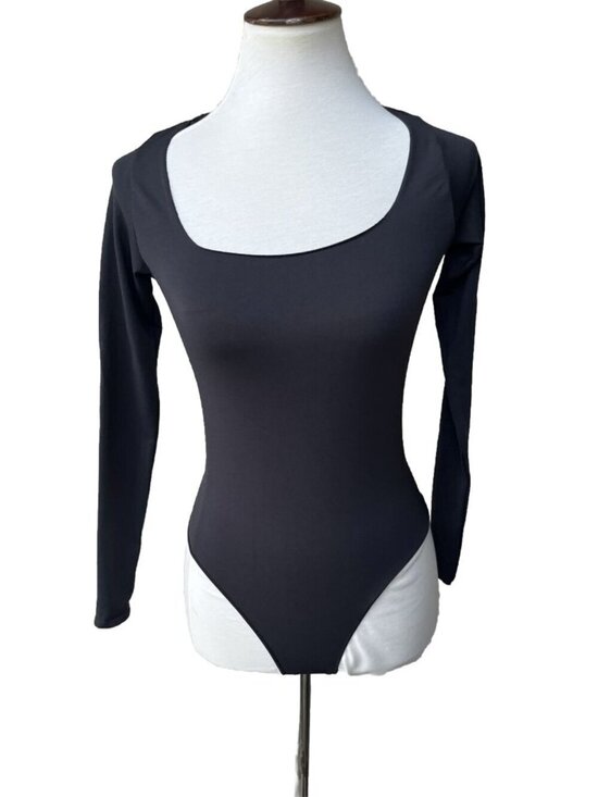 Skims Tops - SKIMS Long Sleeve Thong Bodysuit Stretch Fitted Size L/XL ONYX NWOT